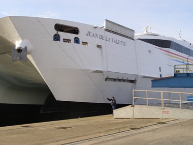 Sizilien, Pozzallo Hafen: Virtu Ferries