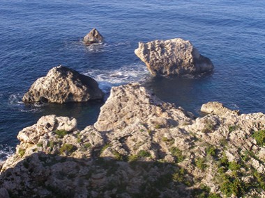 Malta: Golden Bay Cliffs