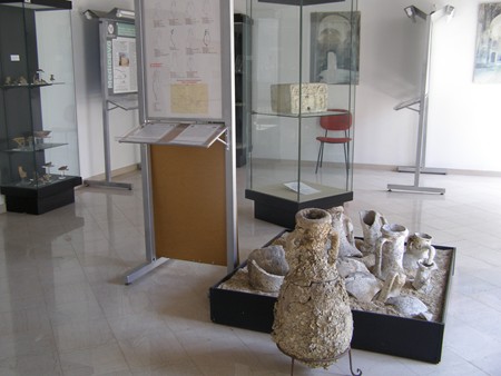 Apulien Bisceglie Museum