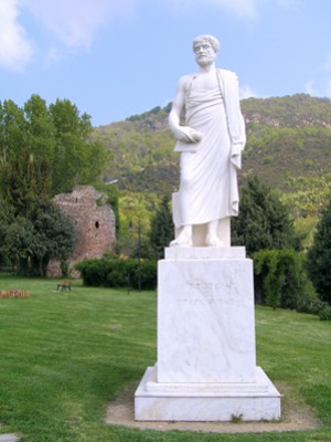 Griechenland Chalkidike Stagira Aristoteles-Denkmal